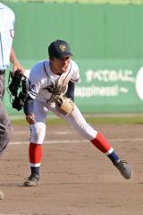 【Ａブロック準決勝・帯大谷―帯三条】最後の打者を打ち取り、雄叫びを上げる帯大谷の泉映甫投手