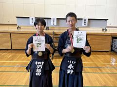 個人戦優勝者。男子・永野陽向（下音更）　女子・羽根田祈里（帯四）