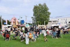 縁日や歌謡ショーなどで盛り上がった陸別神社の秋季例大祭