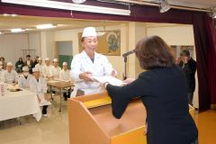 学校長賞に選ばれた松井さん