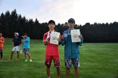 男子ダブルス準優勝に輝いた松田梨玖（左、道科学大高２年―帯八千代中出）と３位の竹市泰士（とわの森三愛２年―帯八千代中出）。帯八千代中時代は、ペアを組んでいた２人