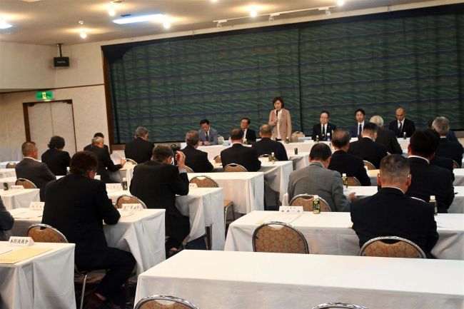 【写真】選対本部長に樋渡後援会長、幹事長に清水道議　８日事務所開き　自民・中川氏の合選体制決まる