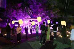 秋の夜空にランタンふわり　浦幌神社で明大生考案イベント 2