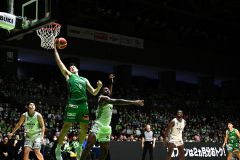 レバンガが帯広でホーム開幕戦　過去最多３０１３人来場　バスケＢリーグ 6