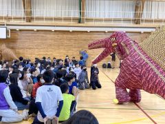 足寄　２８０人が大道芸の世界に触れる　青少年芸術鑑賞会 2