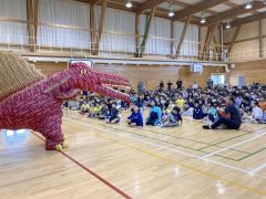 足寄　２８０人が大道芸の世界に触れる　青少年芸術鑑賞会 3