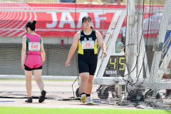 【Ｕ１６女子円盤投げ・決勝】試技を終えて引き上げる佐藤希夢（本別中３年）