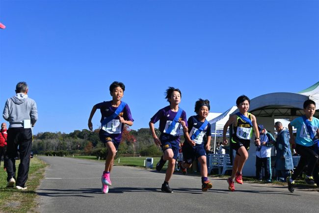 【写真】スポーツの日に駅伝とマラソンで２１６人力走　音更