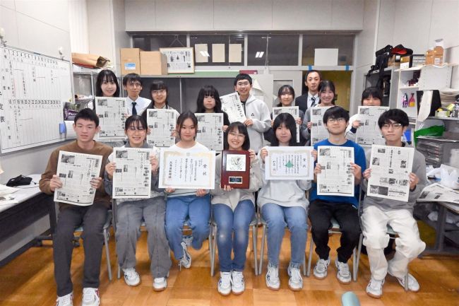 【写真】柏葉新聞局が２７年連続最優秀、芽室が優秀賞　全国新聞コンクール