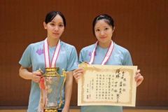 広瀬（帯一中出）女子複Ｖ、藤原（同）男子単３位　バドミントンインカレ