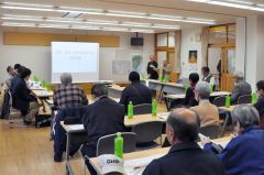 学習会中の様子（南町連合町内会提供）