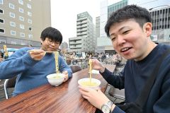 ２日間で３０００人来場し盛り上がる　ラーメンフェスタ 4