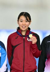 女子マススタートで優勝した鈴木柊香（金野和彦撮影）