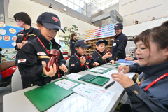 お仕事体験、社会の仕組み学ぶ　おびひろキッズタウン 写真8