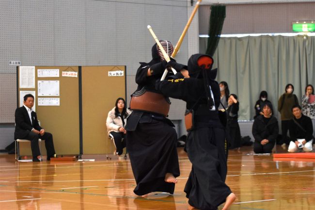 【写真】柳町A4連覇 中学男子は森体B、女子は柳町 東北海道少年剣道音更大会