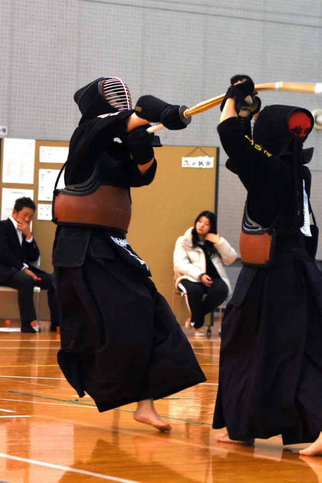 【写真】柳町A4連覇 中学男子は森体B、女子は柳町 東北海道少年剣道音更大会