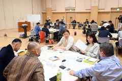 芽室町でワーケーションステイ始まる　コンサルや経営者参加、農作業体験やシカ駆除も