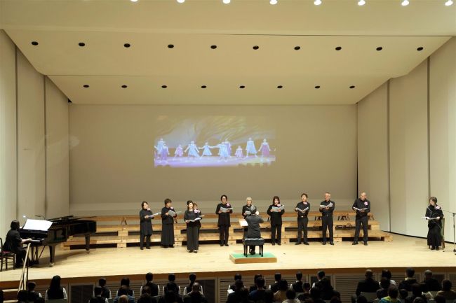 【写真】士幌町と岐阜県美濃市、交流30周年で舞台公演 開拓団の歴史歌い上げ観客魅了