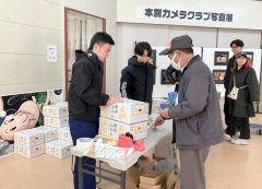 道の駅で大盛況だった小松島市の特産品即売会