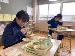 本別勇足中生考案レシピが給食に　ふるさと給食でサンドイッチ提供