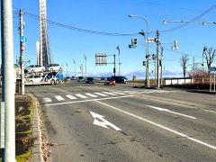 実は専用レーンではない破線矢印　従っていても事故の場合に過失責任が？