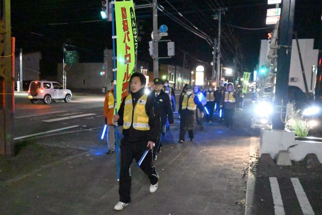【写真】地域安全推進協議会が年末特別警戒防犯パトロール　大樹