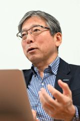 宇宙産業の集積に向けた取り組みについて語る小田切ＣＥＯ（須貝拓也撮影）