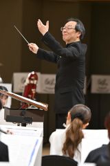 指揮者としても大人数のメンバーをまとめあげ、素晴らしい演奏を披露した太田さん