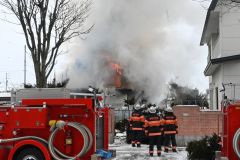 幕別町札内の住宅から出火　住人と連絡つかず確認急ぐ