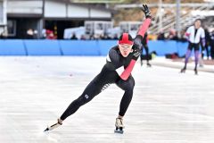 【男子５００メートル】２位と１秒以上引き離して優勝した宮本哲朗（帯広第一）