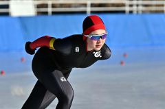 【女子３０００メートル】２位選手を９秒以上放して優勝した成田陽愛（帯五）