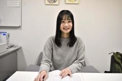 村井史香　専任講師