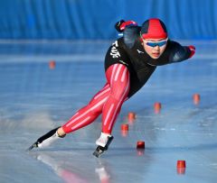 女子５００メートル２連覇を目指す帯三条の奥秋静子（１月・全日本ジュニア選手権で）