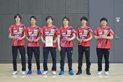 男子で優勝のＴｅａｍ―ｍｉｚｕｔａｎｉＡ