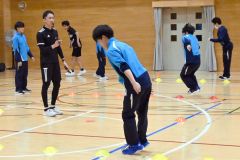 スポーツインストラクターが部活指導　広尾中で地域移行に向け試行