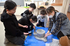 生産日本一の小麦を学ぶ　札内北小で食育事業 4