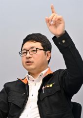事業の展望を語る稲川CEO(塩原真撮影)