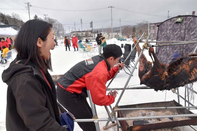 陸別のシカ肉味わって　フェス盛況