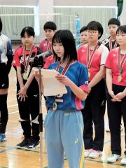 石井賞（優秀選手賞）に３４人　帯広小学生バレーボール連盟が授賞式 2