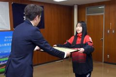 北海道スポーツ奨励賞受賞者伝達式