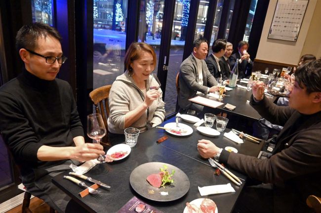 【写真】池田の食とワイン９店で提供　赤れんがテラスでフェア　札幌