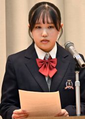 高校生活で得た「教訓」を中学生に伝える川村さん