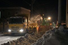 市道や国道で排雪始まる 7