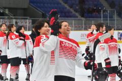 志賀姉妹（帯広出身）活躍のスマイルジャパン、日本勢第１号の五輪出場決める　女子アイスホッケー