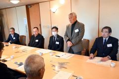 「十勝晴れ」新酒味わう　新体制支援確認　連携プロジェクト会議 3