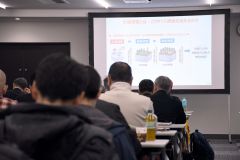 帯広経済センタービルで行われた文献調査報告会