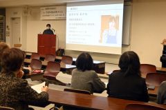 片付けをテーマに開催された「地域消費者問題懇談会」