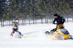 冬の畑でたっぷり雪遊び　芽室「なまら冬フェス」