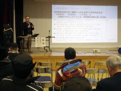 地震に備え住民４５人が避難訓練　浦幌町厚内地区 2
