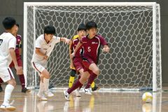 フェニックストーナメントＡ準々決勝・開西つつじが丘ＪｒＦＣｖｓＶＩＴＡ（金野和彦撮影）